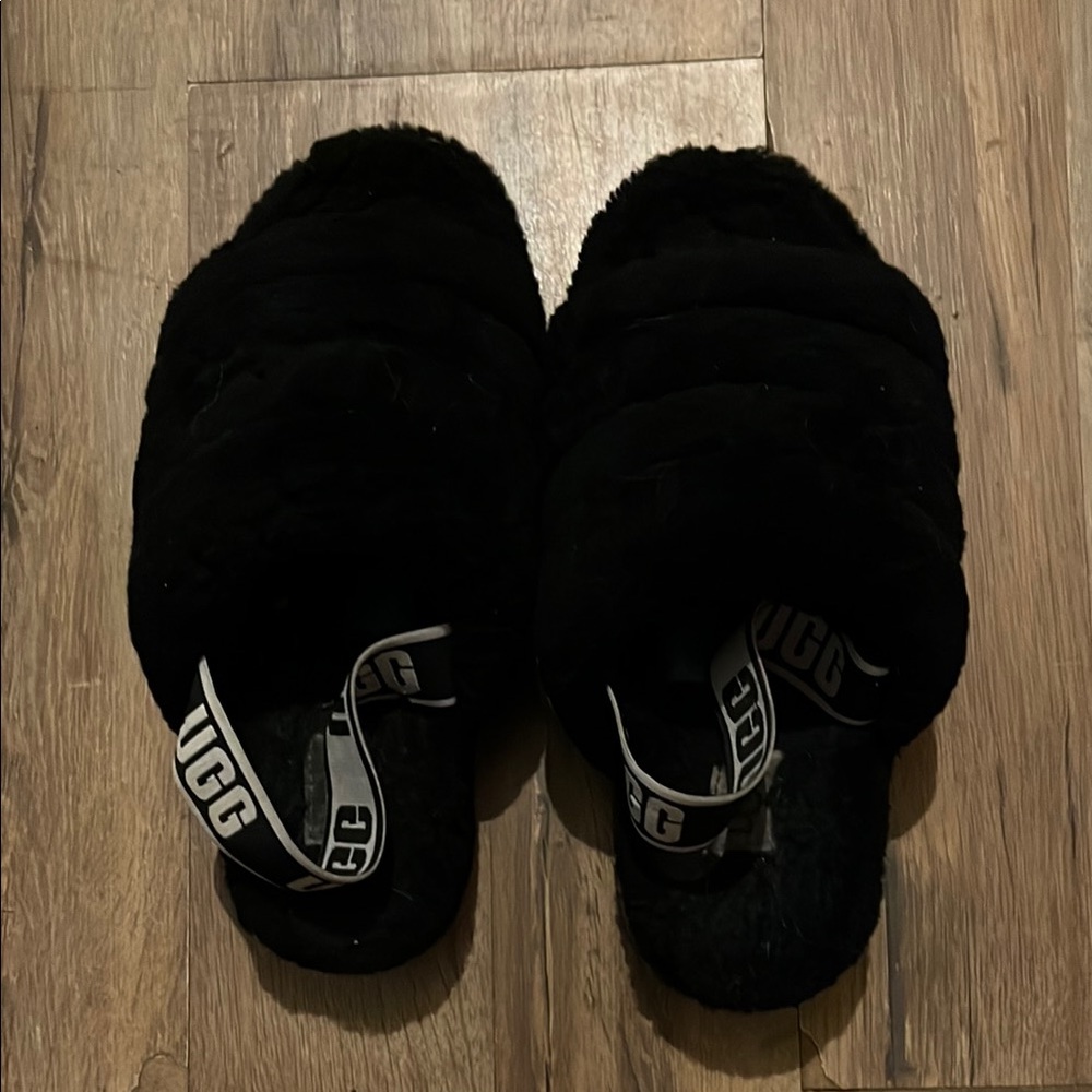 UGG Black Fluffy Slides